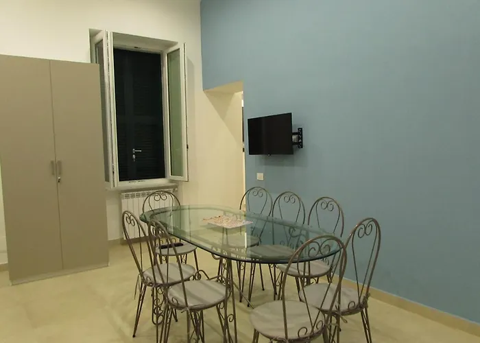 Konukevi Enzo Napoli