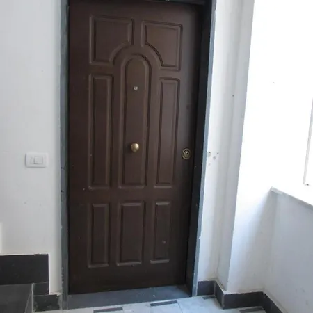 Гостевой дом Enzo Неаполь